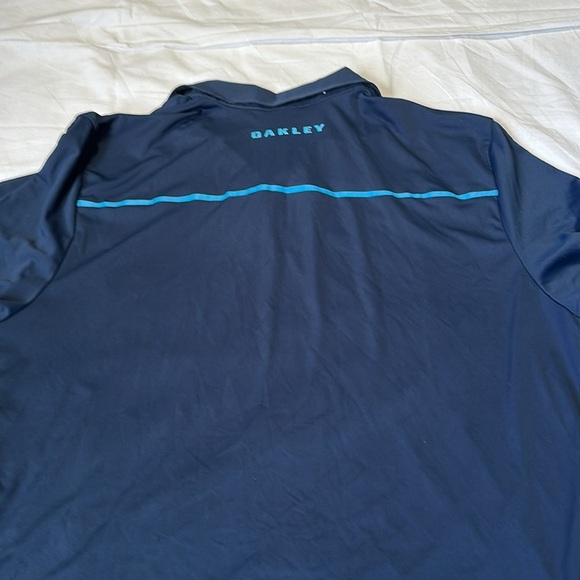 Oakley Men's Blue Polo Shirt Size Large Regular Fit - Picture 5 of 7